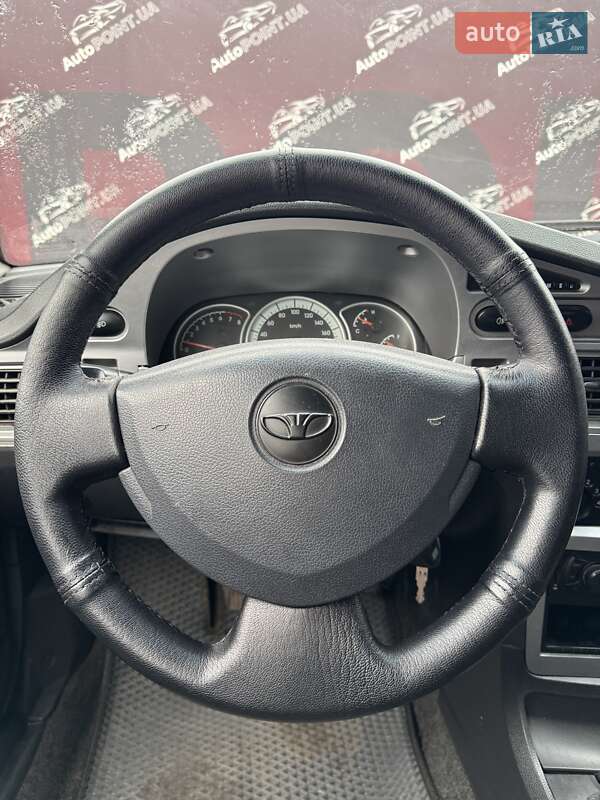 Седан Daewoo Nexia 2008 в Сумах