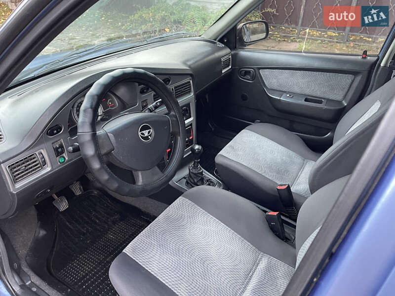 Седан Daewoo Nexia 2008 в Киеве