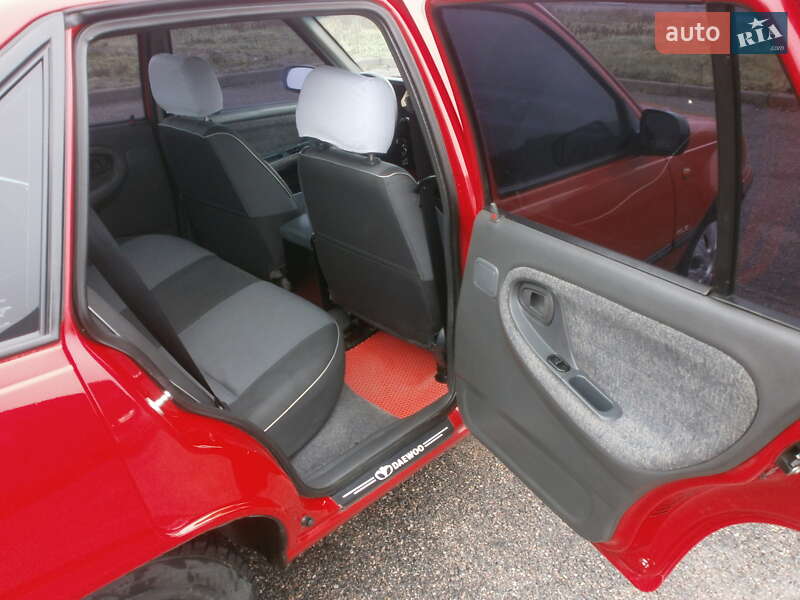 Седан Daewoo Nexia 2007 в Черкасах