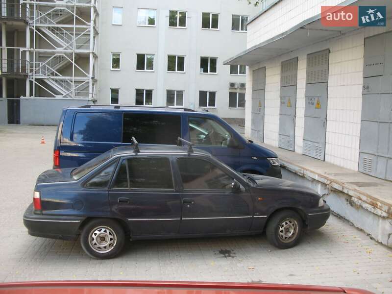 Седан Daewoo Nexia 2007 в Киеве