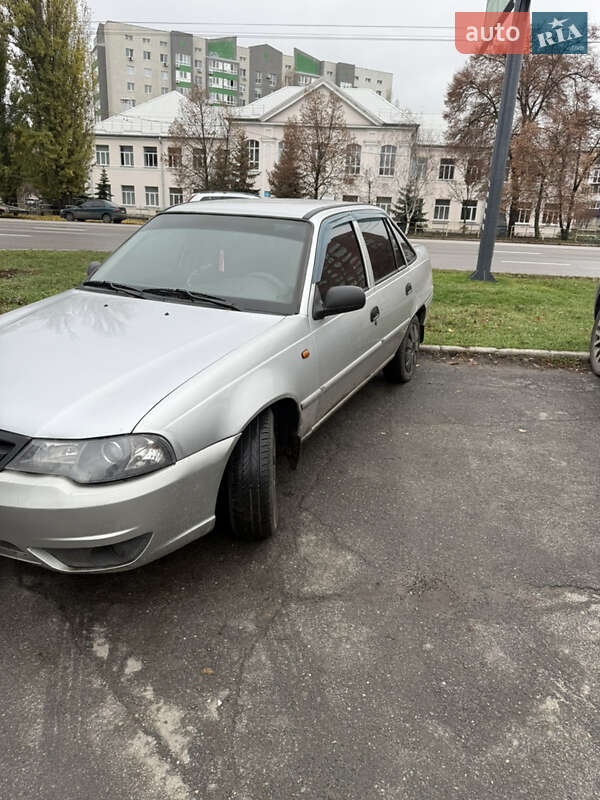 Седан Daewoo Nexia 2012 в Полтаве