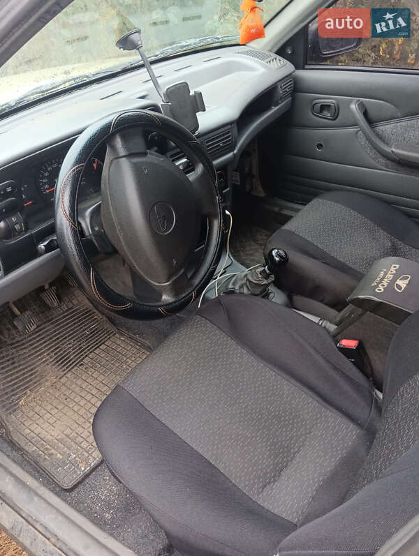 Седан Daewoo Nexia 2008 в Сумах