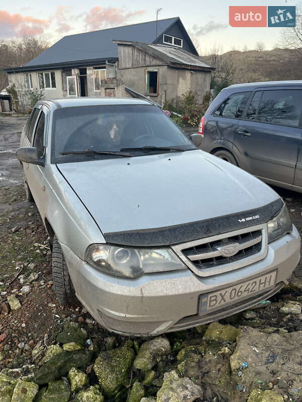 Седан Daewoo Nexia 2008 в Староконстантинове