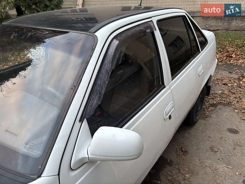 Седан Daewoo Nexia 2007 в Виннице
