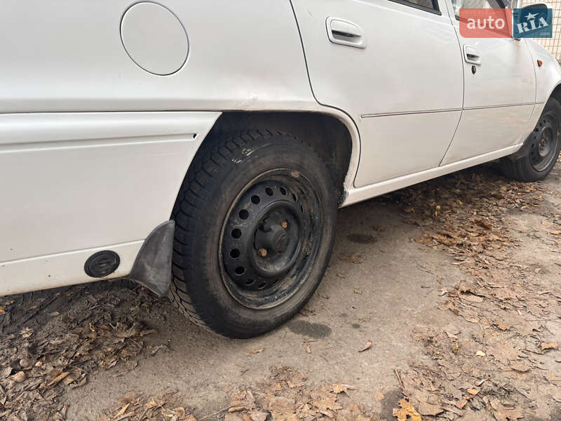 Седан Daewoo Nexia 2007 в Виннице