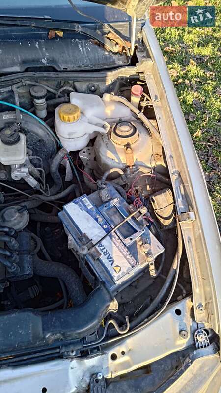 Седан Daewoo Nexia 2008 в Рівному