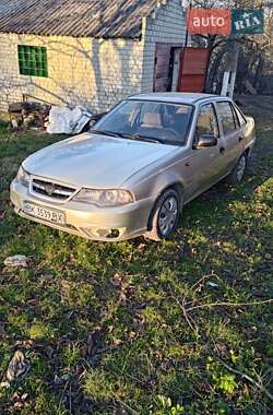 Седан Daewoo Nexia 2008 в Рівному