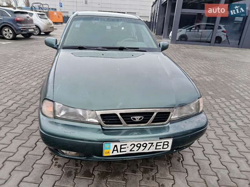 Седан Daewoo Nexia 1997 в Кривом Роге