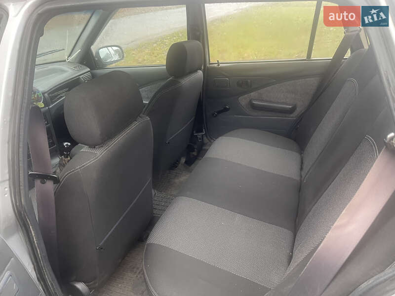 Седан Daewoo Nexia 2005 в Виннице