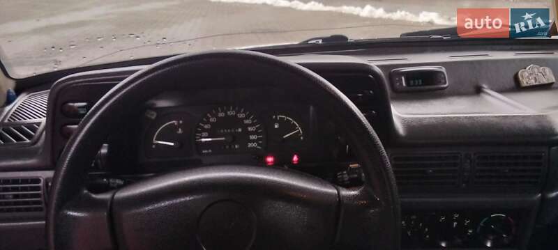 Седан Daewoo Nexia 2006 в Львове