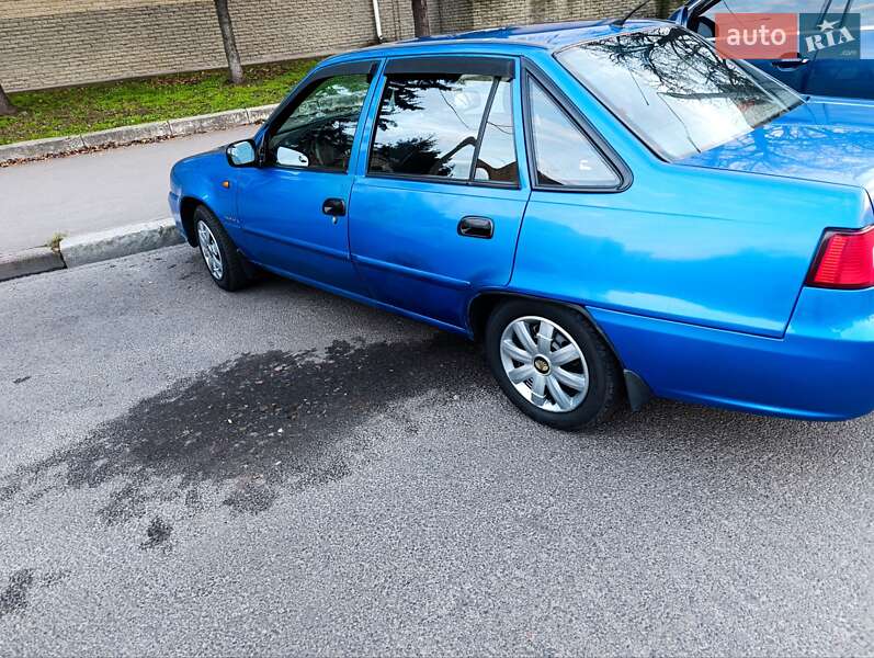 Седан Daewoo Nexia 2012 в Харкові
