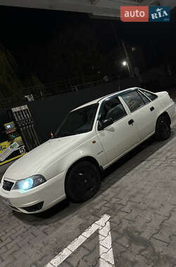 Седан Daewoo Nexia 2008 в Василькове