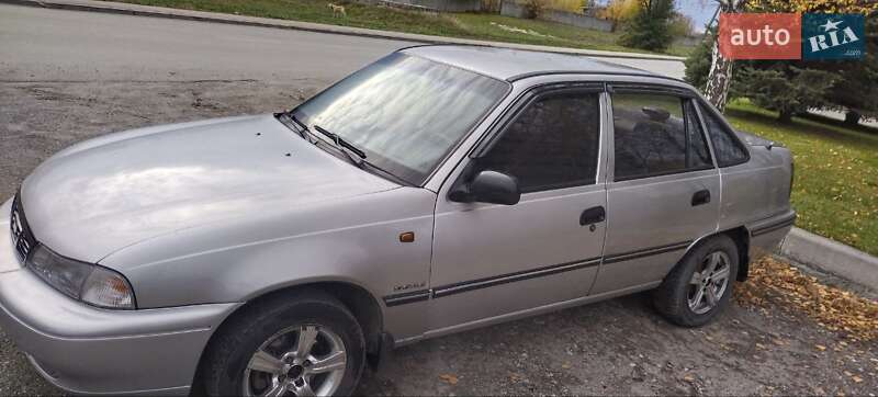 Седан Daewoo Nexia 2004 в Дніпрі