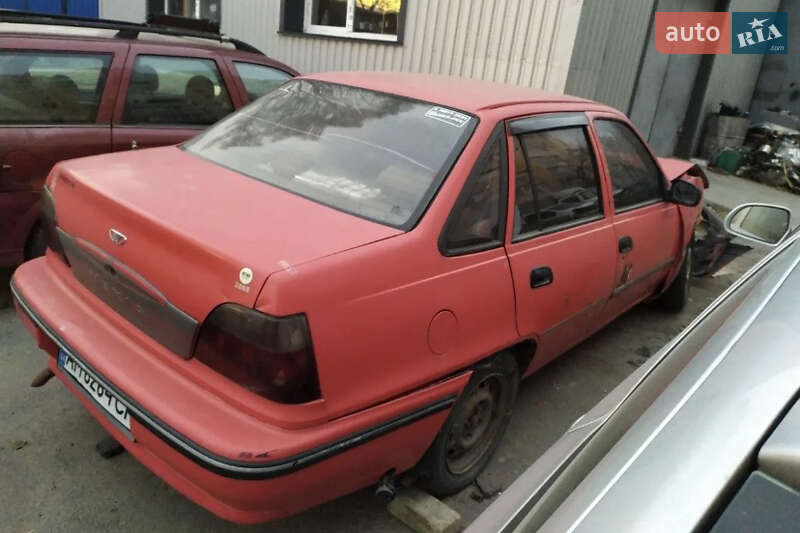 Седан Daewoo Nexia 2004 в Виннице