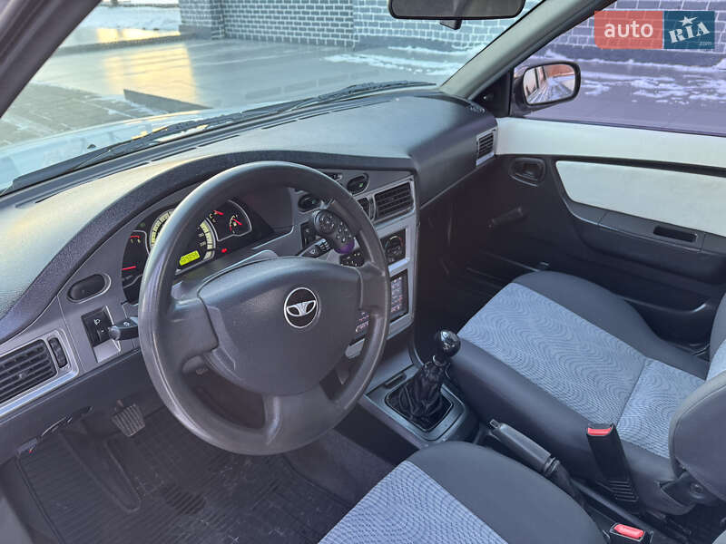 Седан Daewoo Nexia 2008 в Кременчуге