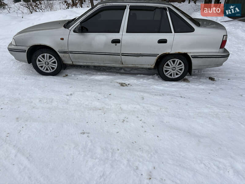 Седан Daewoo Nexia 2008 в Житомире