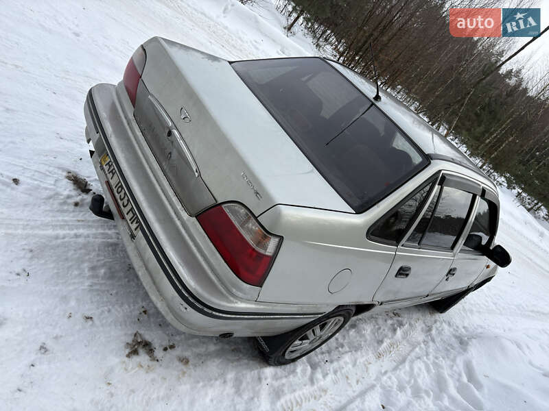 Седан Daewoo Nexia 2008 в Житомире