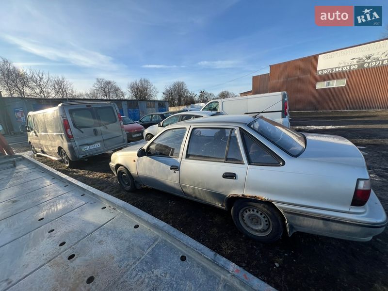 Седан Daewoo Nexia 2005 в Ярмолинцах