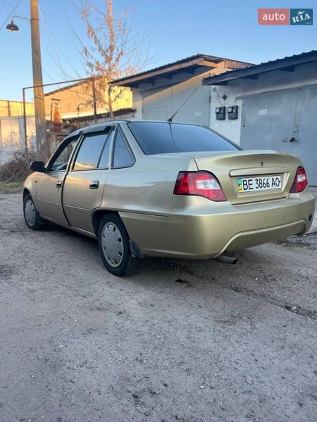 Седан Daewoo Nexia 2008 в Николаеве