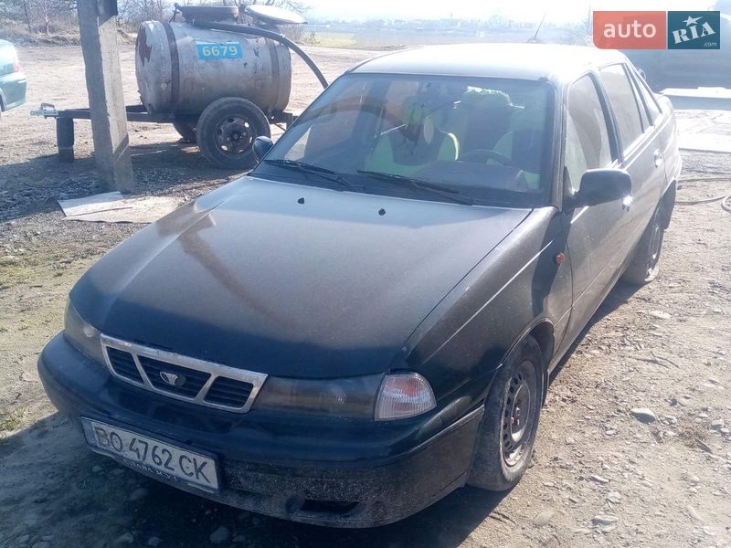 Седан Daewoo Nexia 2008 в Золочеві