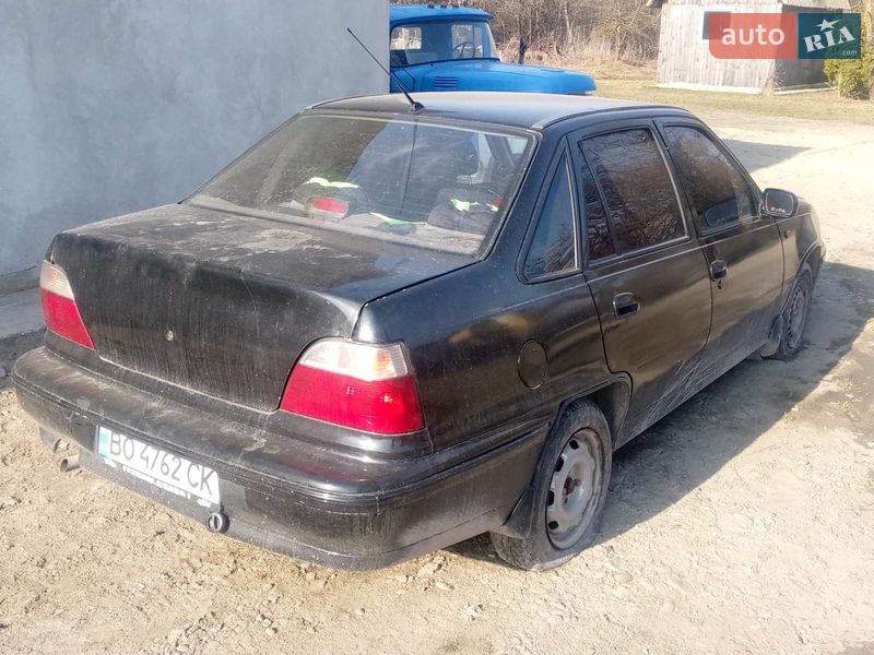 Седан Daewoo Nexia 2008 в Золочеві
