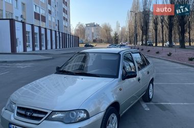 Седан Daewoo Nexia 2008 в Києві