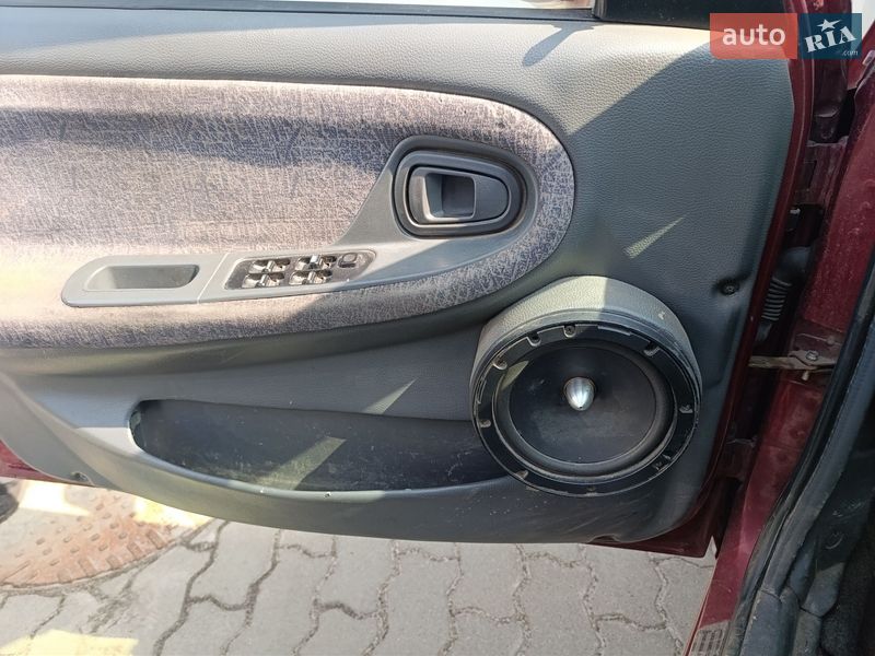 Седан Daewoo Nexia 2006 в Щирце