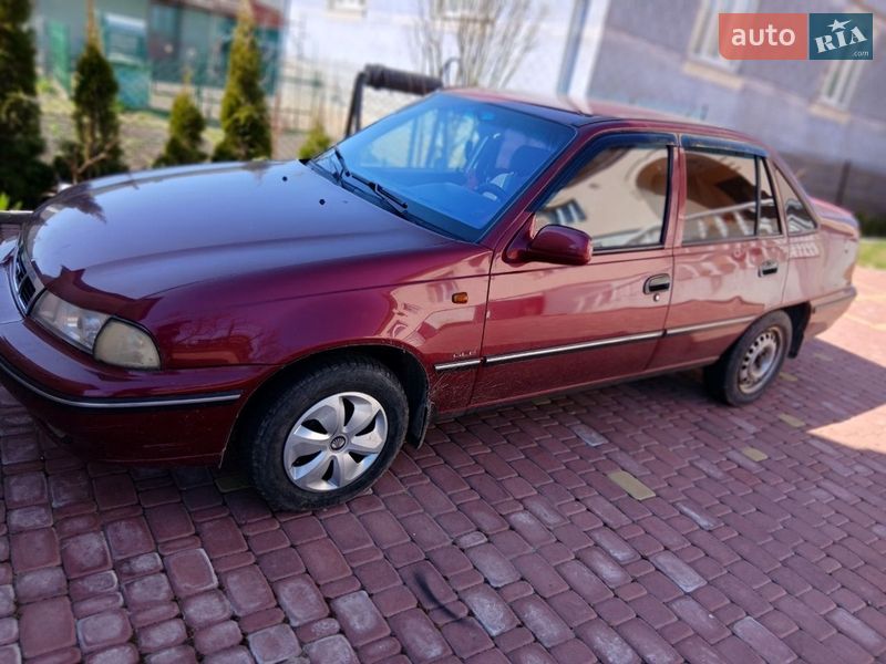 Седан Daewoo Nexia 2006 в Щирце