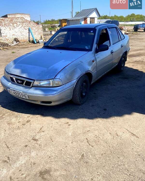 Седан Daewoo Nexia 2008 в Яготине