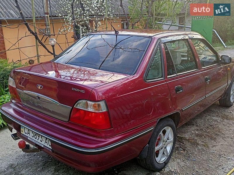Седан Daewoo Nexia 2008 в Каменке