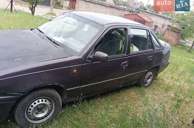 Седан Daewoo Nexia 1995 в Кривом Роге