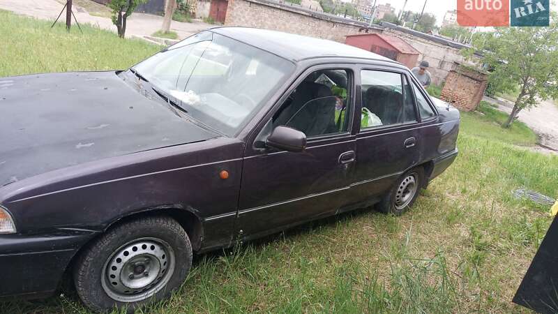 Седан Daewoo Nexia 1995 в Кривом Роге