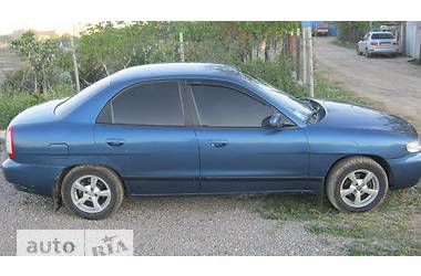 Седан Daewoo Nubira 1998 в 