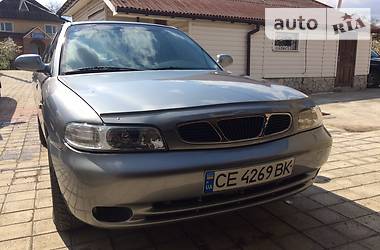 Седан Daewoo Nubira 1998 в Черновцах