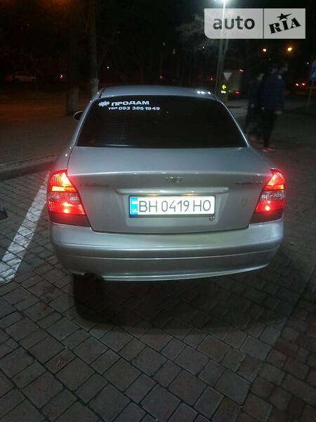 Седан Daewoo Nubira 2003 в Одесі