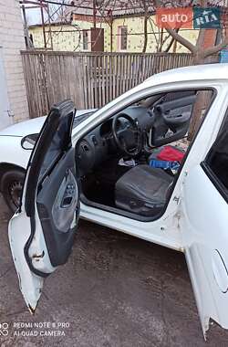 Седан Daewoo Nubira 1998 в 