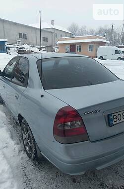 Седан Daewoo Nubira 2003 в Тернополе