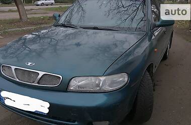 Седан Daewoo Nubira 1998 в Вознесенске