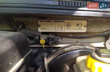 Седан Daewoo Nubira 2001 в Сумах