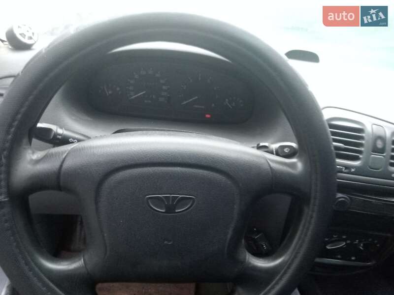 Седан Daewoo Nubira 1998 в Умани фото 2 Седан Daewoo Nubira 1998 в Умани