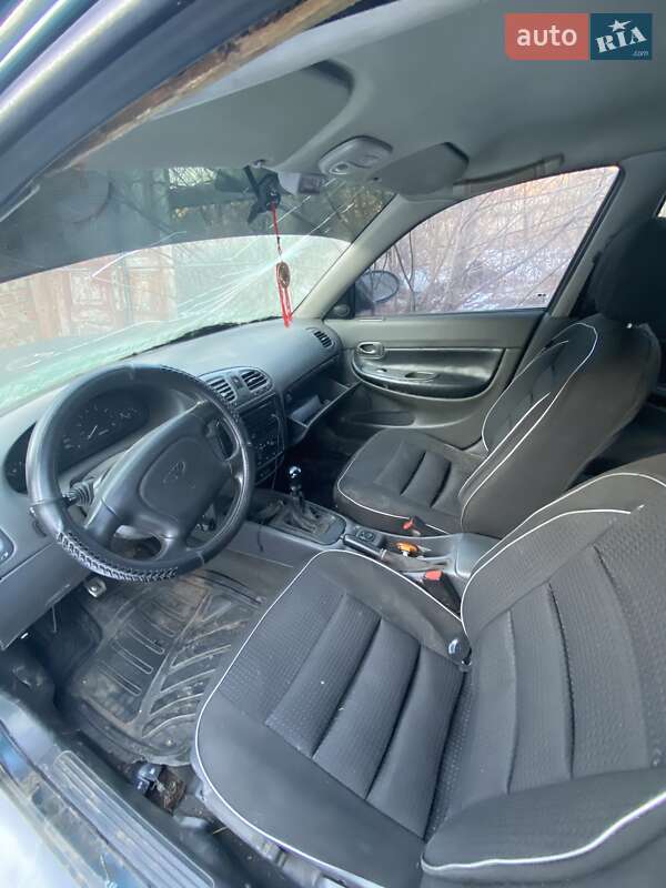 Седан Daewoo Nubira 1998 в Константиновке