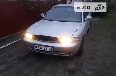 Седан Daewoo Nubira 1998 в Киеве