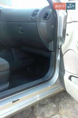 Седан Daewoo Nubira 1998 в Херсоне