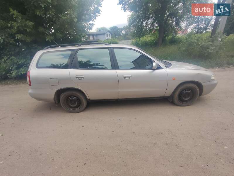 Універсал Daewoo Nubira 1998 в Харкові