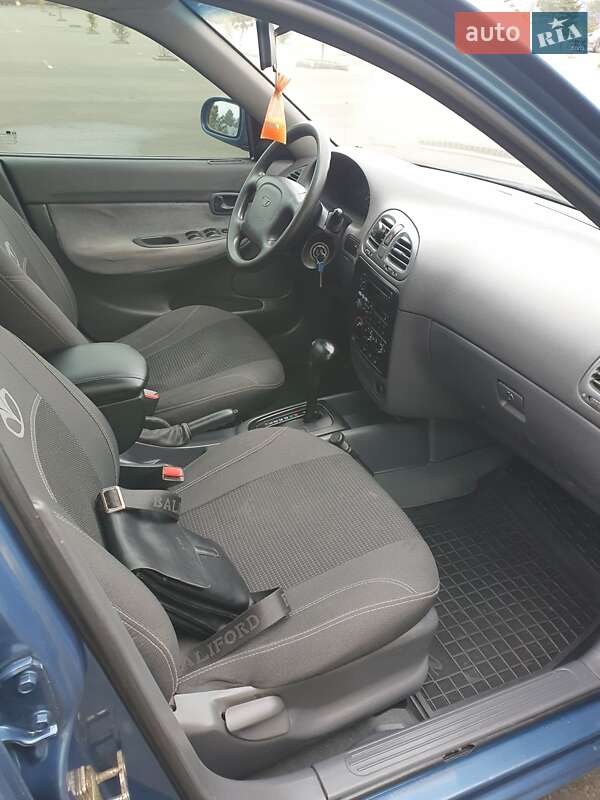 Универсал Daewoo Nubira 1999 в Одессе