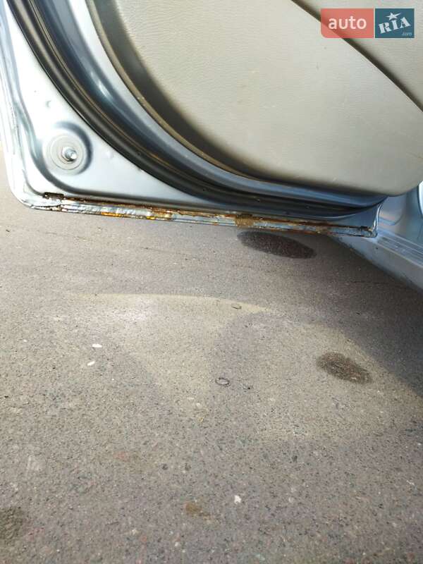 Седан Daewoo Nubira 2003 в Черноморске