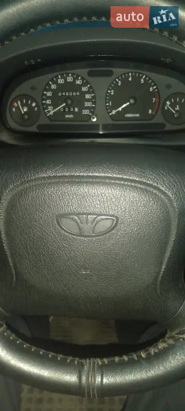 Daewoo Nubira 1998