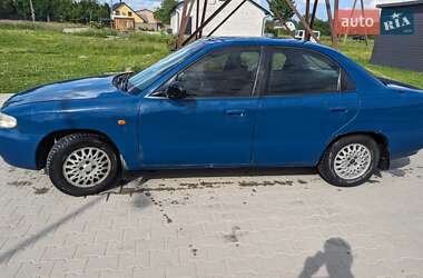 Седан Daewoo Nubira 2000 в Пустомытах