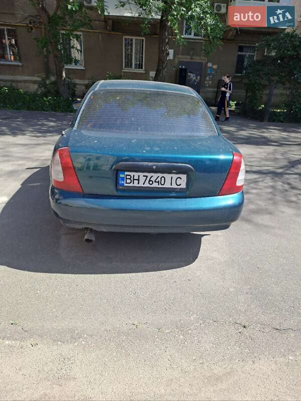 Седан Daewoo Nubira 1998 в 