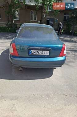 Седан Daewoo Nubira 1998 в 